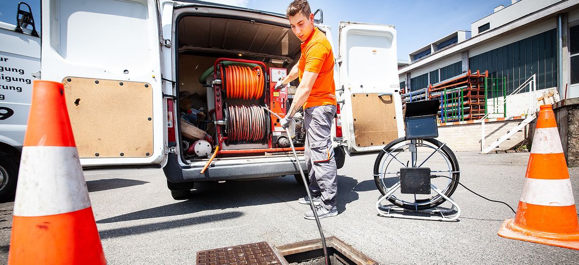 Techniker bei der Arbeit